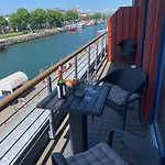 Stromdampfer, Schoene Aussicht